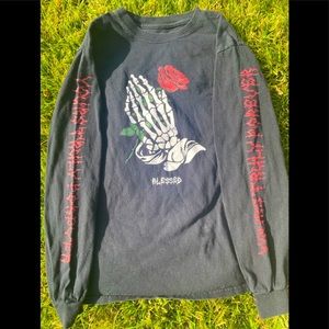 Yourtruly (phora) long sleeve 🖤